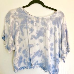 Cloud crop top